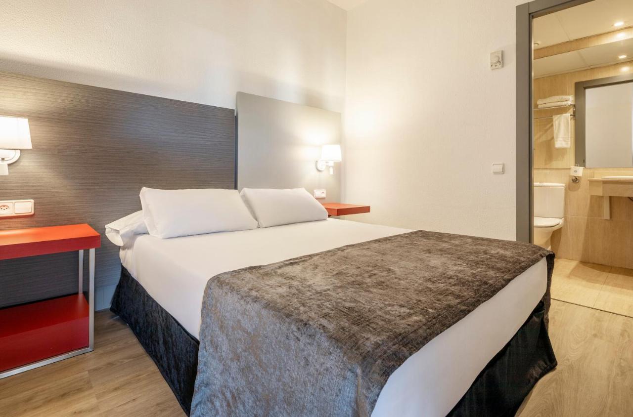 Ilunion Romareda Hotel Zaragoza Bagian luar foto